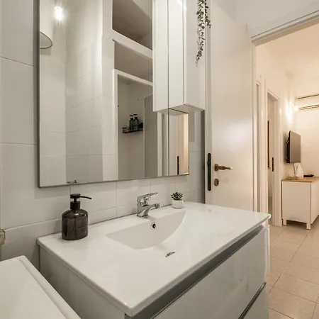 Casa A'mari 3 Min. From The - Free Parking Tatil Evi